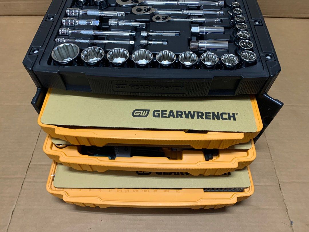 Gearwrench 239piece SAE/Metric Standard & Deep Mechanics Tool Set