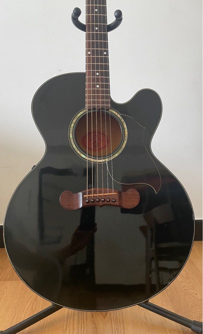 Gibson J-180EC 2001 with original hard case (Category: Musical Instruments) located in Makati City. Submitted by toshihasegawa (Listing ID 1219938621, Image 2). Description: Gibson J-180EC Made in USA YEAR 2001 With original hard case This Special Acoustic-Electric Guitar is arguably among the best-sounding, highest-quality acoustic-electrics ever made. Features a solid spruce top, maple back and sides, mahogany neck, and sculpted rosewood bridge