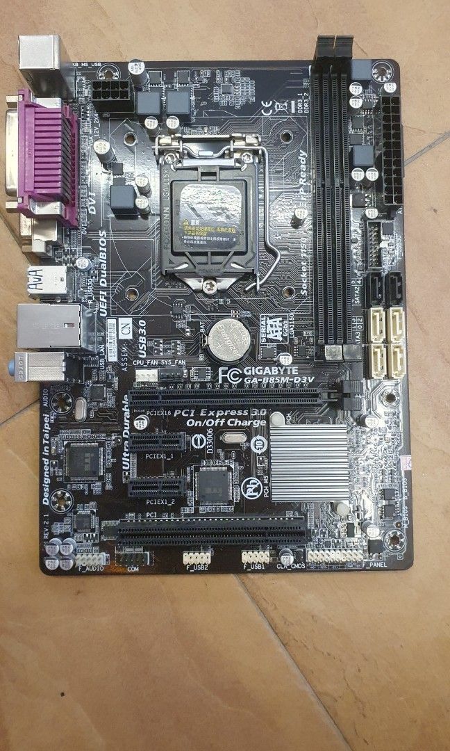 GIGABYTE GA-B85M-D3V, Computers & Tech, Parts & Accessories, Computer ...