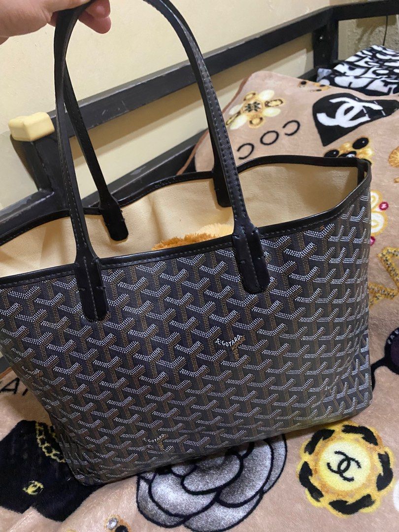 Goyard tote bag 18x11, Luxury, Bags & Wallets on Carousell