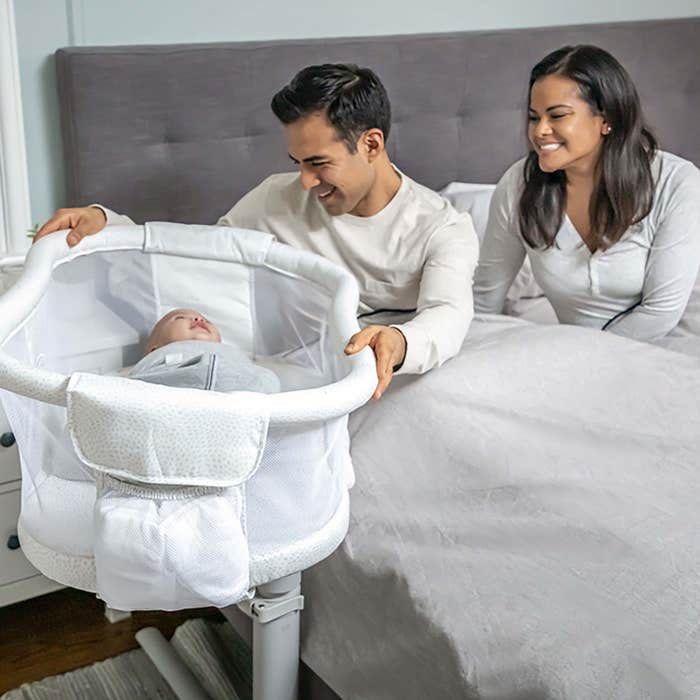 360 top swivel bassinet