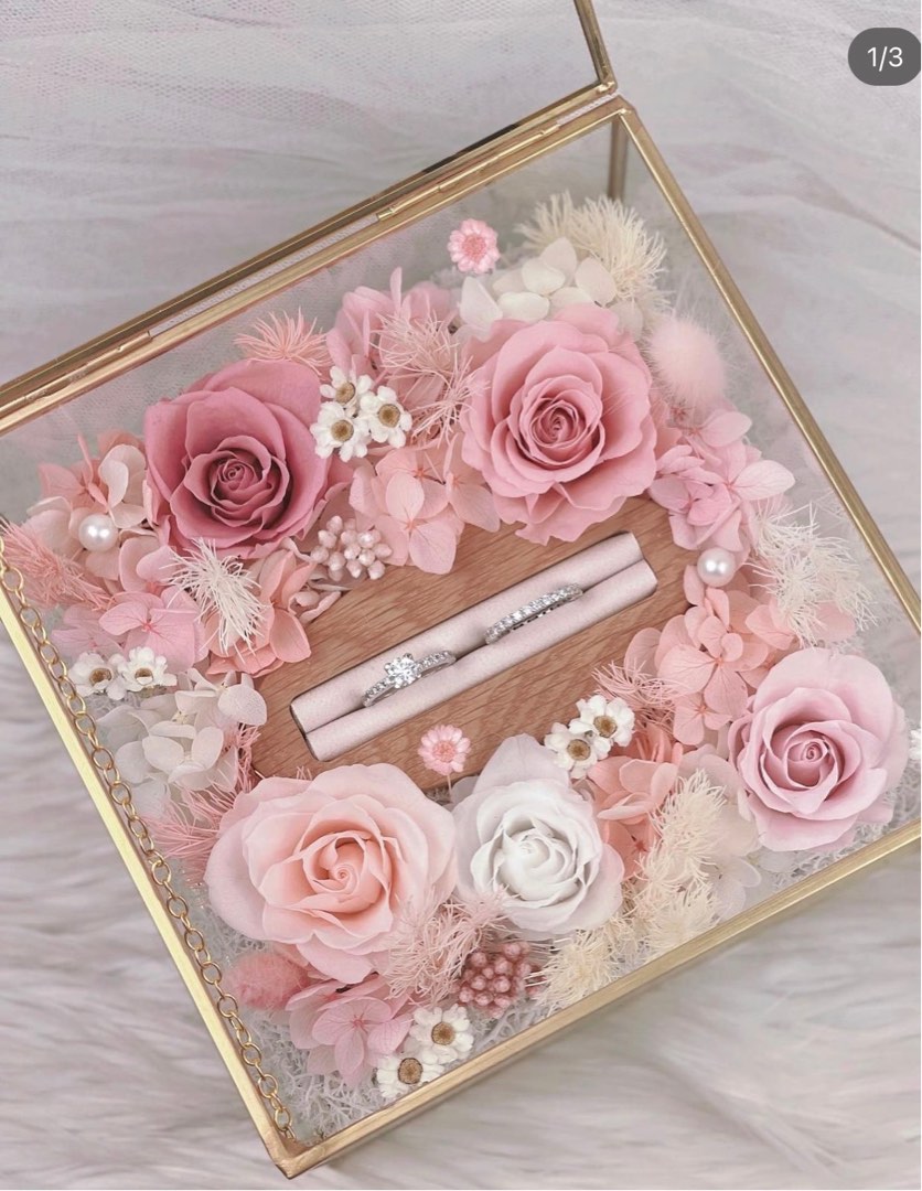 Handcrafted Preserved Flowers Ring Box, Hobbies & Toys, Stationery