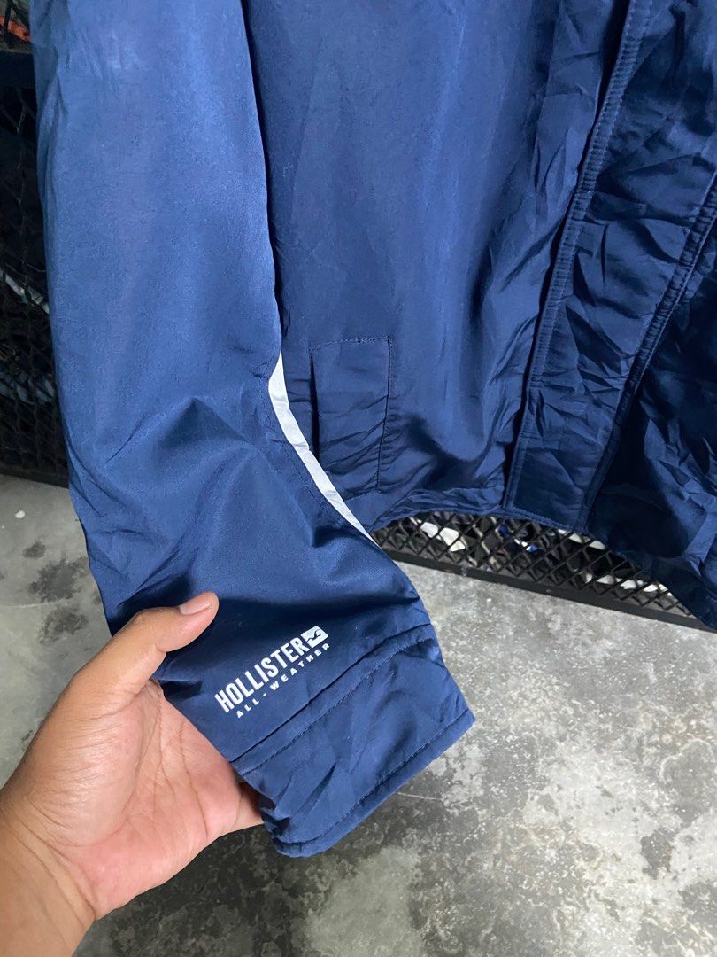 Hollister all weather Jacket, Women's Fashion, Coats, Jackets and Outerwear  on Carousell