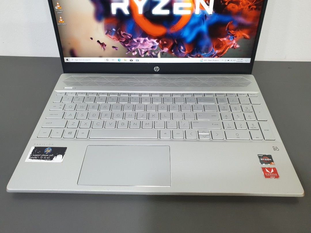 HP Pavilion AMD Ryzen 5 3500U 8GB Ram 256GB SSD FHD display 3 Months Warranty