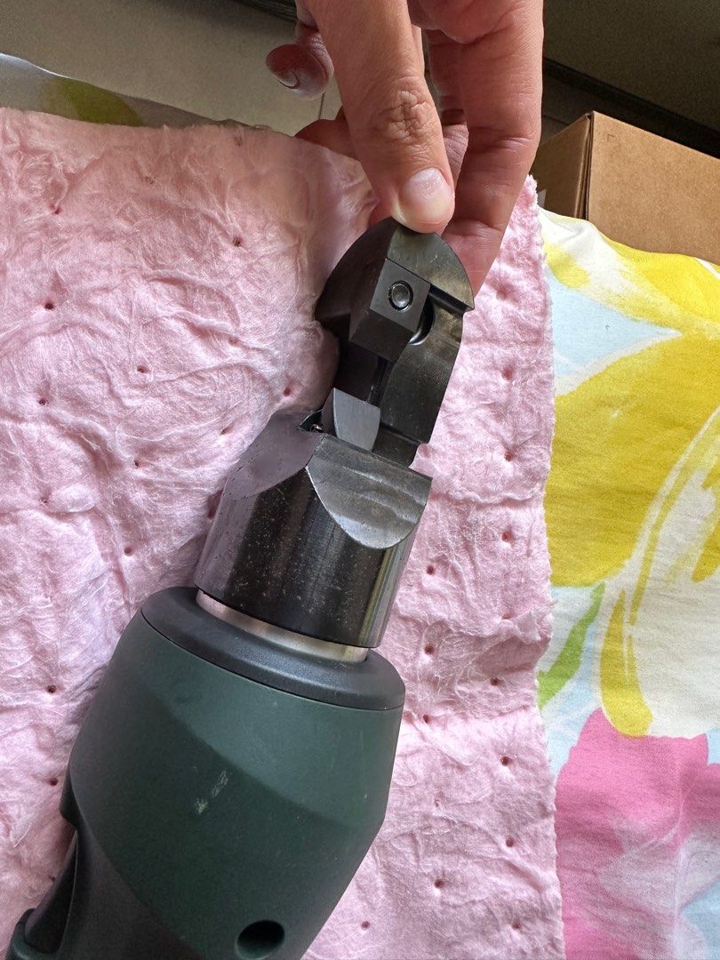 Hydraulic bolt cutters Greenlee, Furniture & Home Living, Home Improvement & Organisation