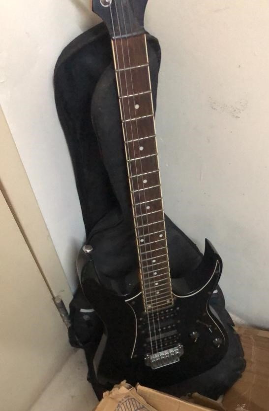 Ibanez GRG150 bkn, Hobbies & Toys, Music & Media, Musical