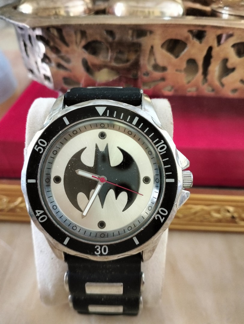 Jam tangan Batman, Men's Fashion, Watches & Accessories, Watches on  Carousell