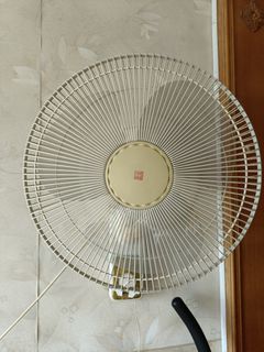 （分類：）位於 。 由 akk01 提交（商品編號 1219984706，圖片 1）。簡介： 。