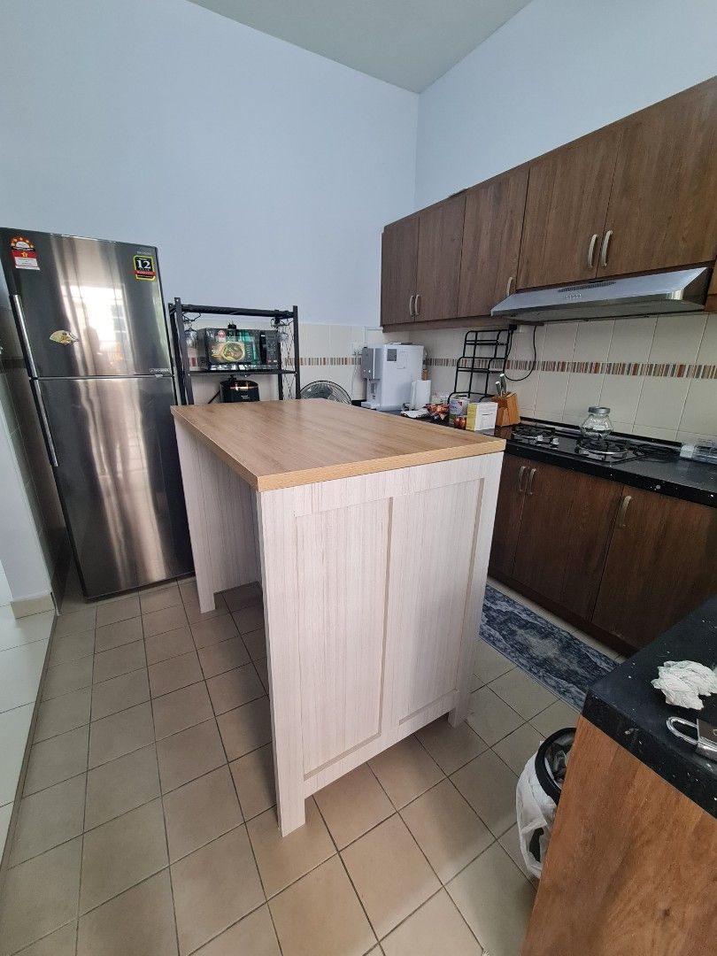 Kitchen Island (Bar Counter), Furniture & Home Living, Furniture, Other