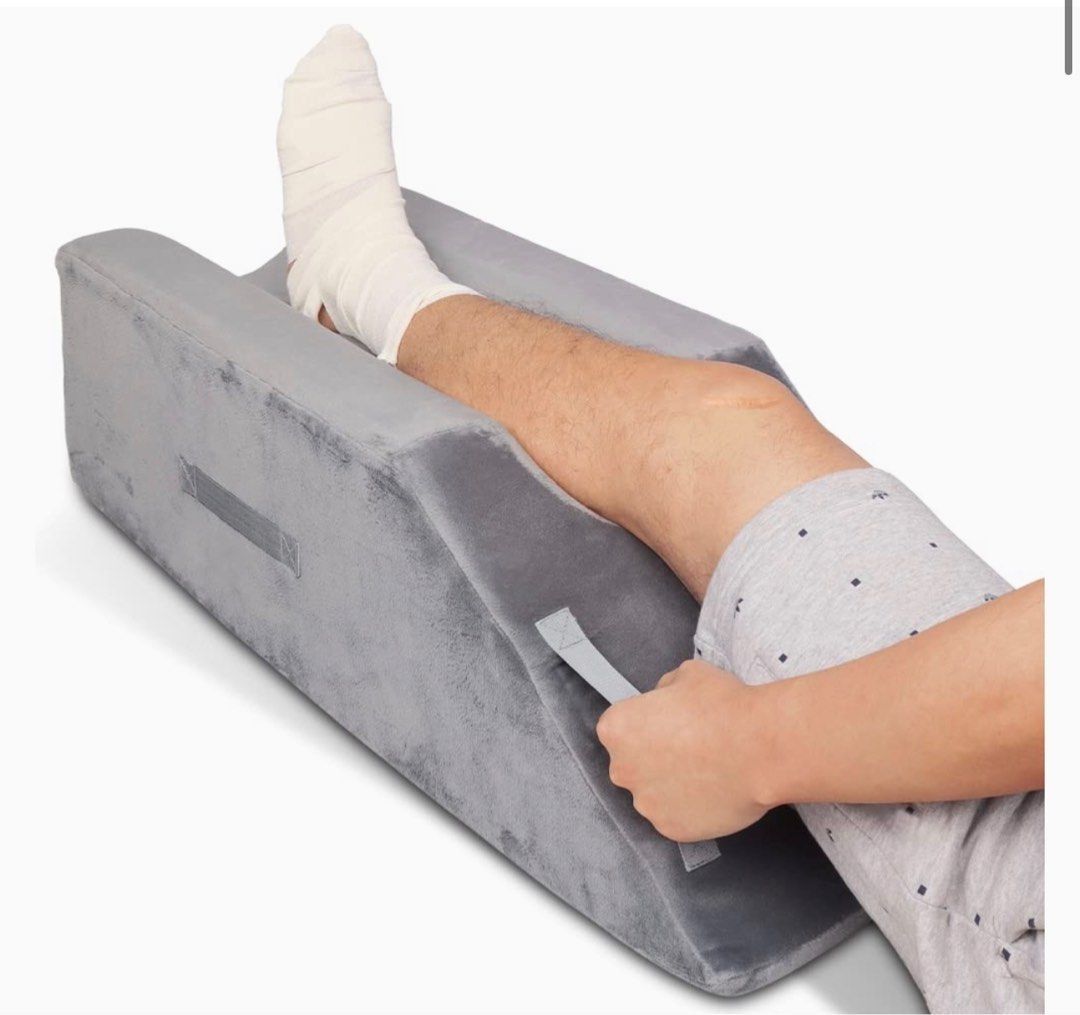 Leg Elevation Wedge Support Pillow with Handles After Surgery, Injury