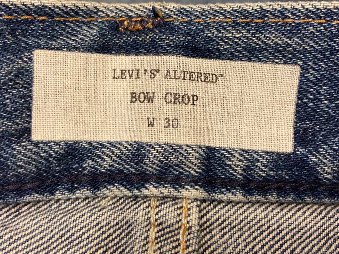 Levi's altered new arrivals bow crop