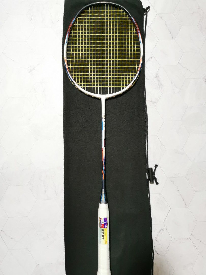 Li Ning Combat Z8 LiNing Badminton Racket with Li Ning string, Sports ...