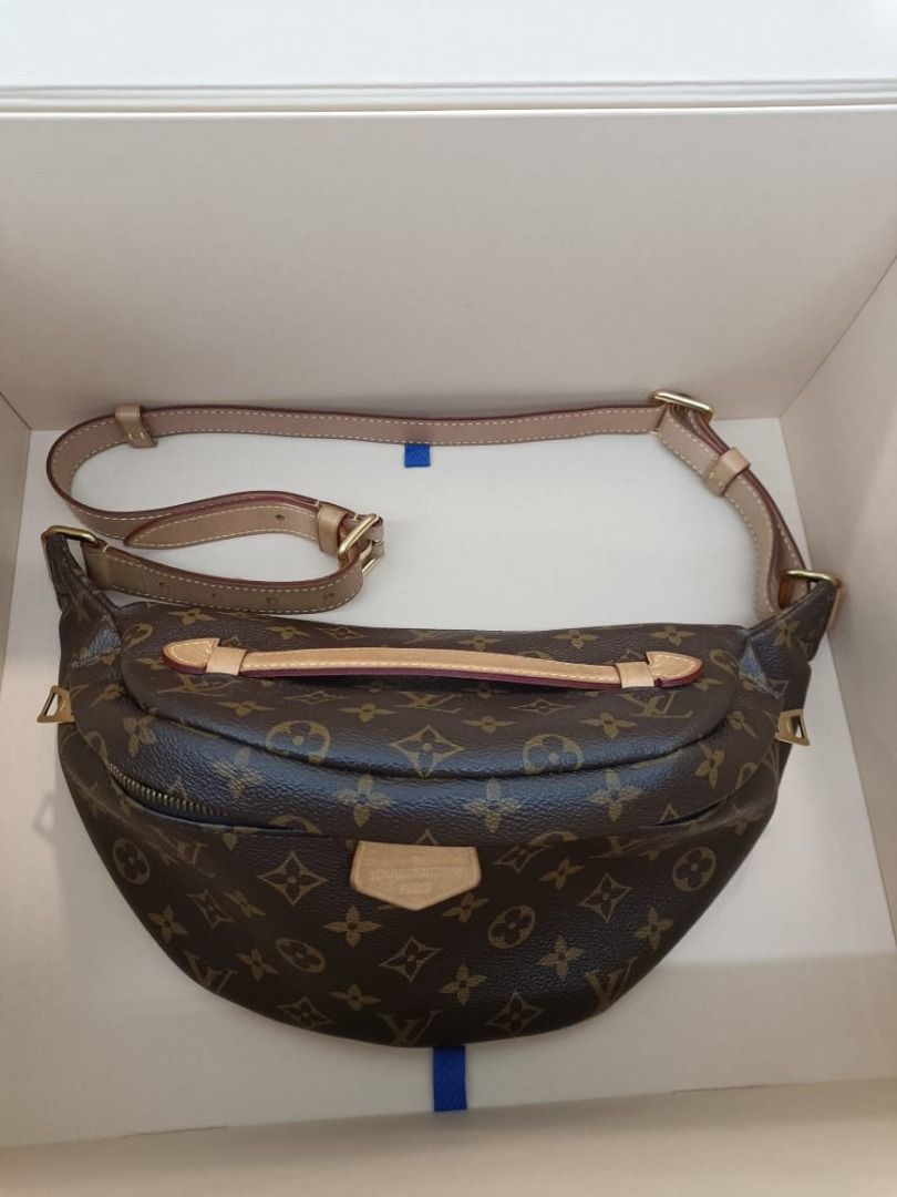 lv bumbag m43644