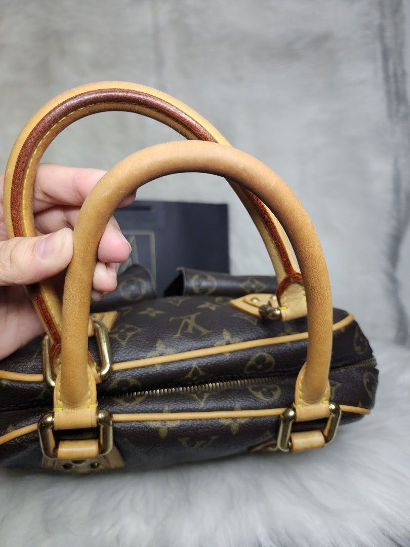 Louis Vuitton Manhattan PM, Luxury, Bags & Wallets on Carousell