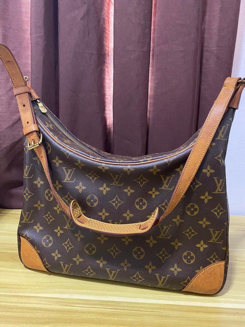 Authentic LOUIS VUITTON Boulogne 35/GM Monogram Shoulder Bag!Good