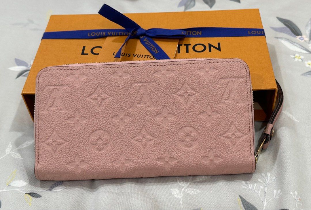 Louis Vuitton Zippy Monogram Wallet - Luxury Helsinki