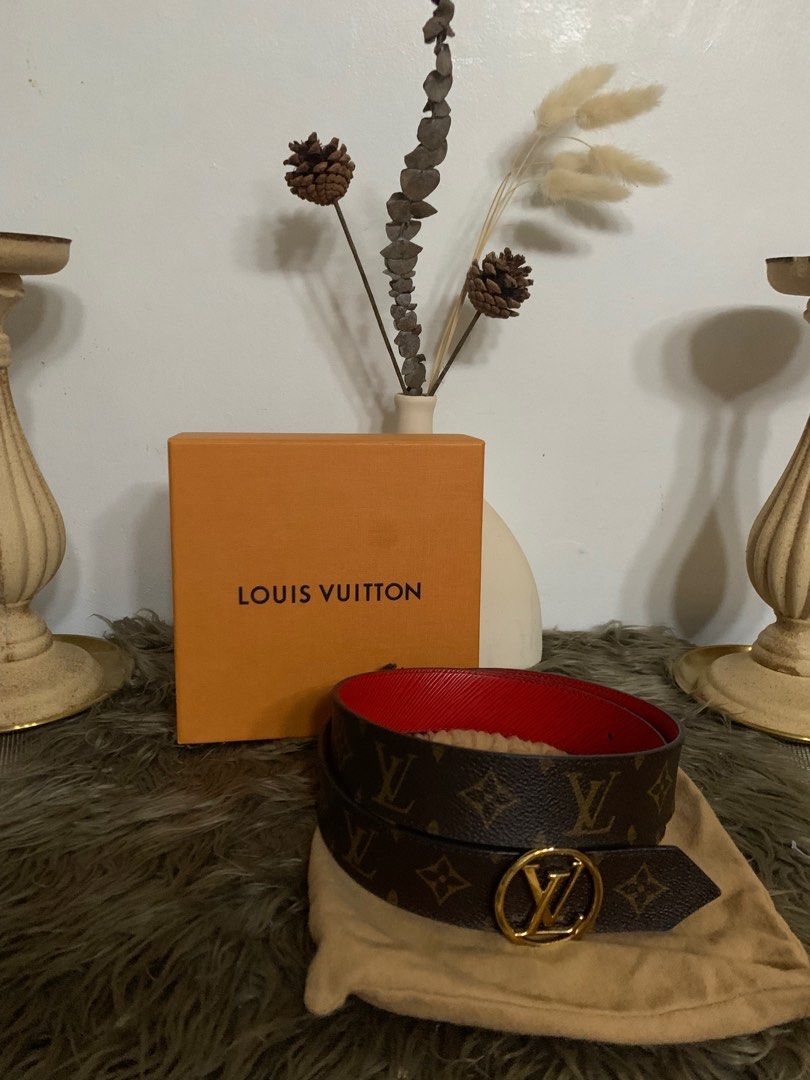 Lv belt reversible (Category: Belts) located in Santa Rosa. Submitted by aaaasabinabriellepopoy (Listing ID 1220115041, Image 1). Description: With box and dustbag.