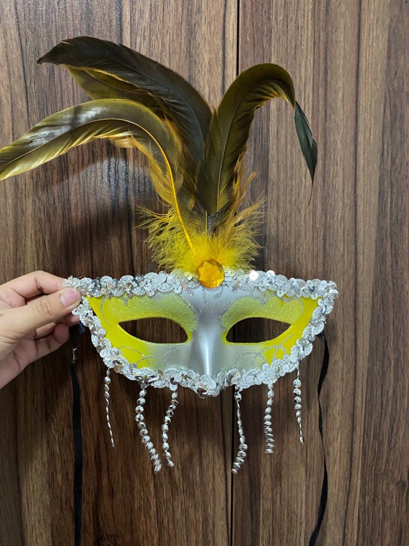 Masquerade Mask (Category: Accessory Holder, Box & Organizers) located in Pasig City. Submitted by tinld (Listing ID 1219956992, Image 2). Description: 600 each Shipping c/o buyer Shipping from Cabuyao Laguna.
