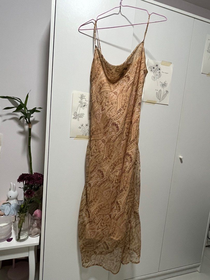 Chiffon cowl hot sale neck dress