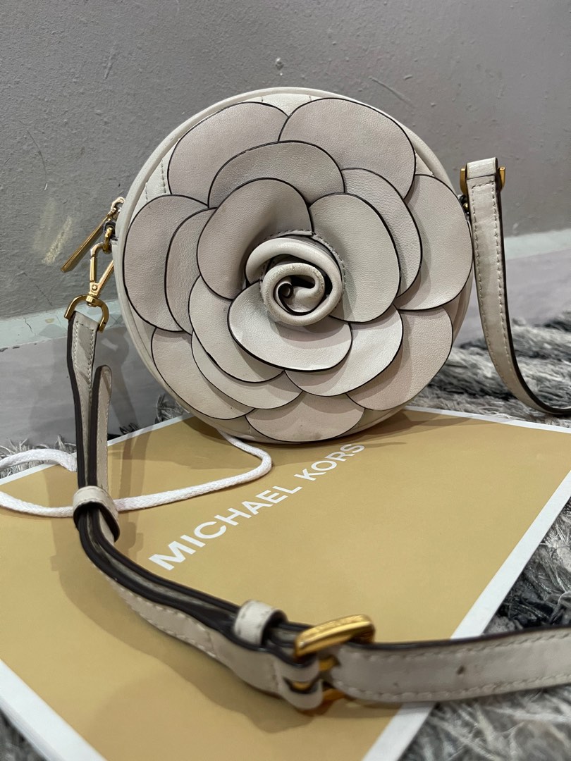 Michael kors vivianne clearance canteen crossbody