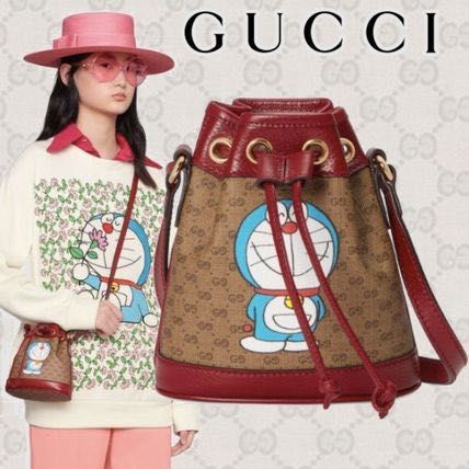 gucci doraemon mini bag