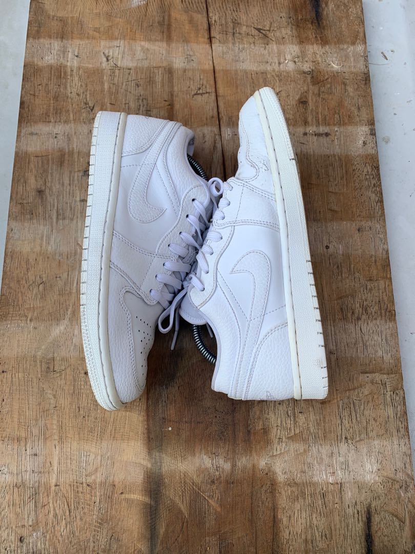 harga retail air jordan 1 low
