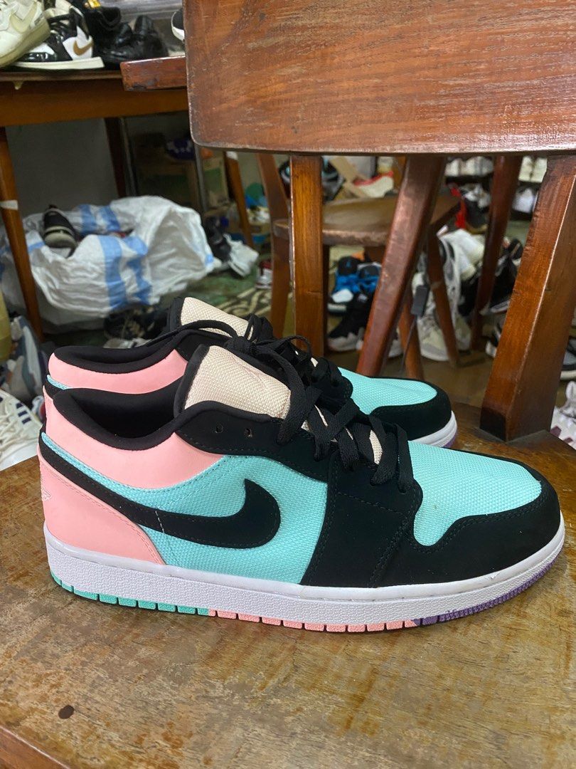 Black green shop and pink jordans