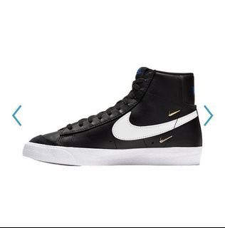Nike blazers mid 77’ women’s size 8
