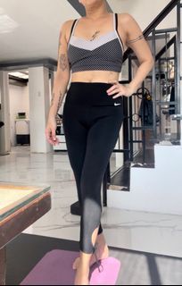 NIKE High Rise 7/8 Leggings with Side Tie (Medium)