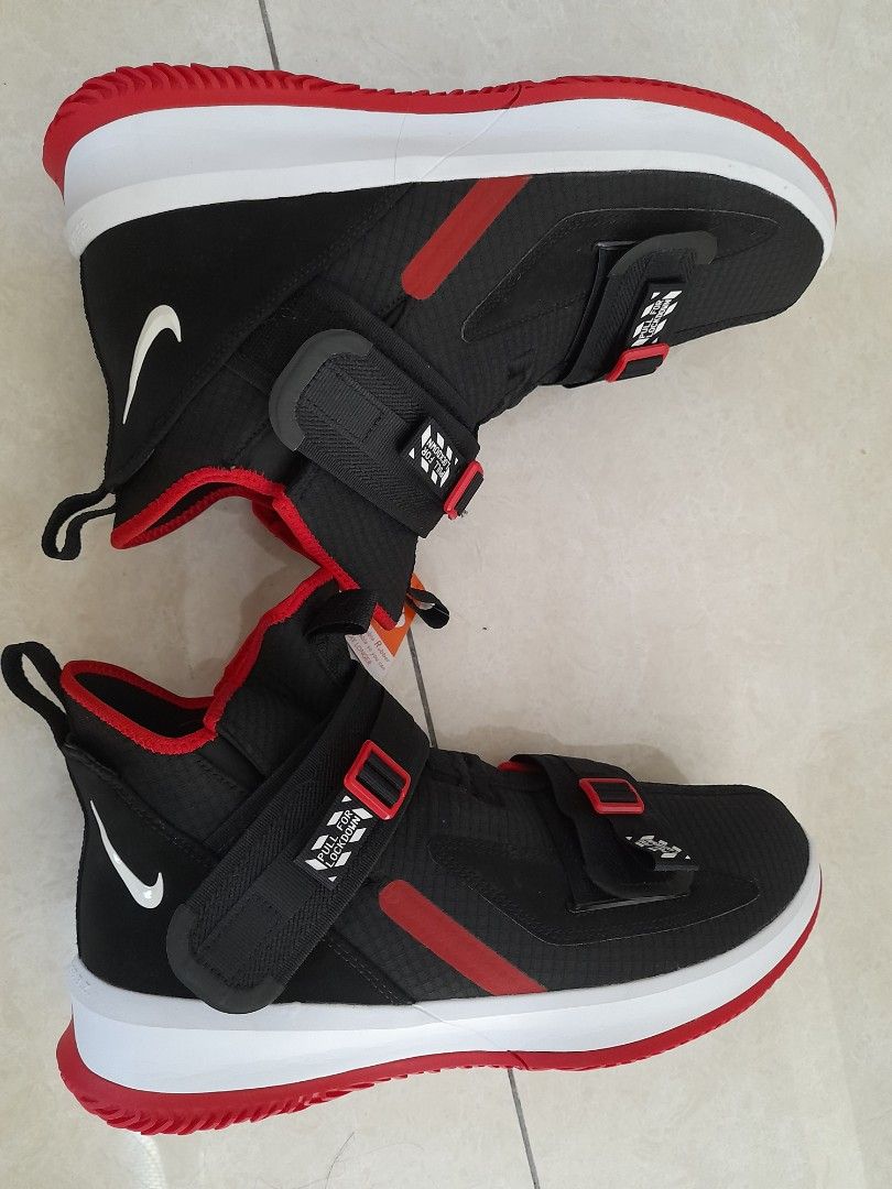Lebron discount soldier 13