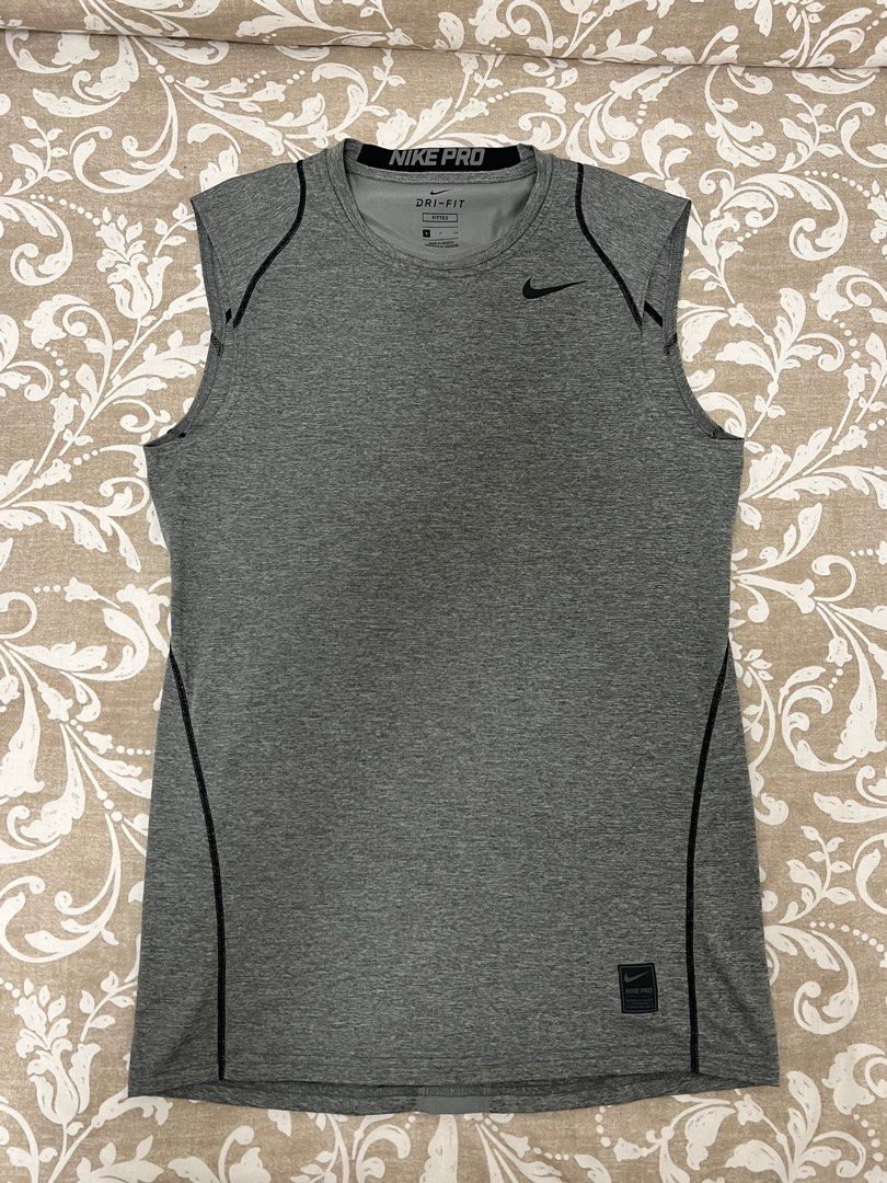 Mew Mew symptom Oswald Nike pro Dri-Fit tank top sleeveless, 男裝, 運動服裝- Carousell
