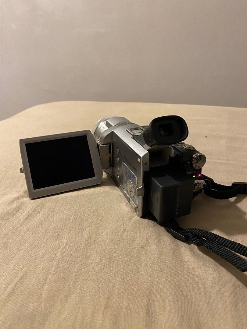 PANASONIC NV-GS400 MINI DV HANDYCAM CAMCORDER, Photography, Video ...