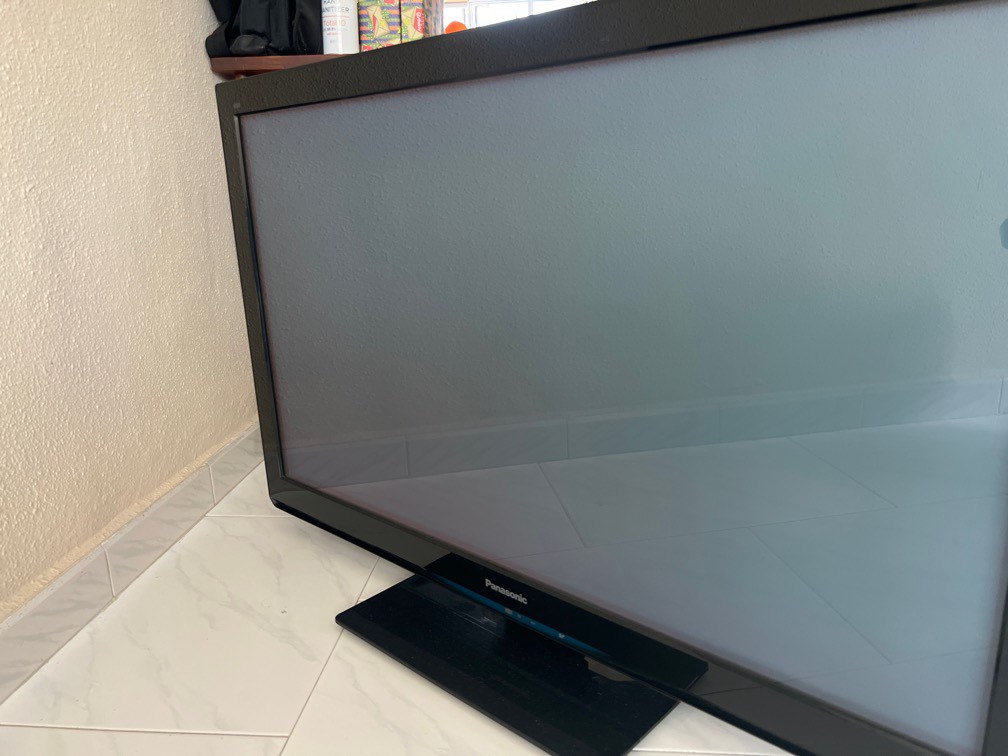 Panasonic TV, TV & Home Appliances, TV & Entertainment, TV on Carousell