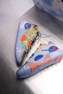 PG 6 - What the / Greatest hits - Sz 9.5 US BNDS On hand