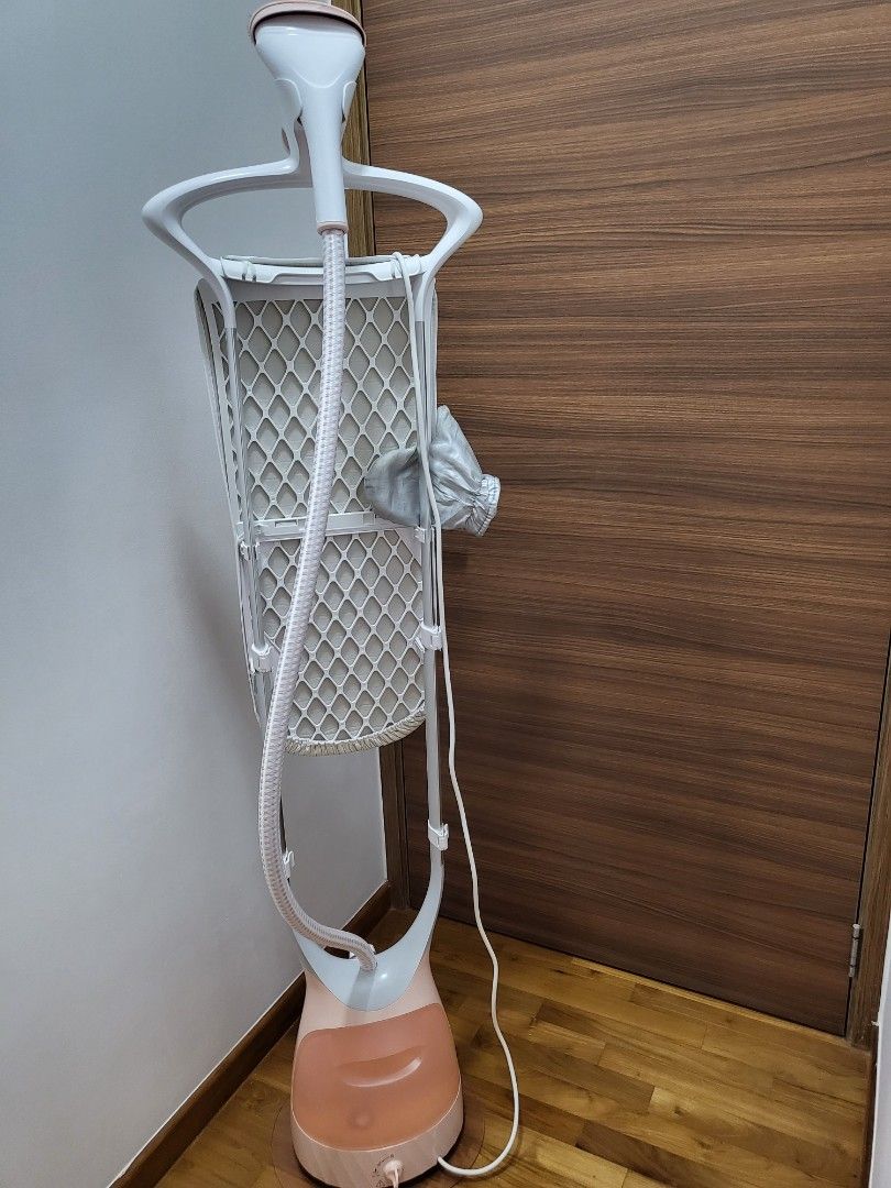 Philips Clothes Steamer Comfort Touch, TV & Home Appliances, Irons & Steamers on Carousell