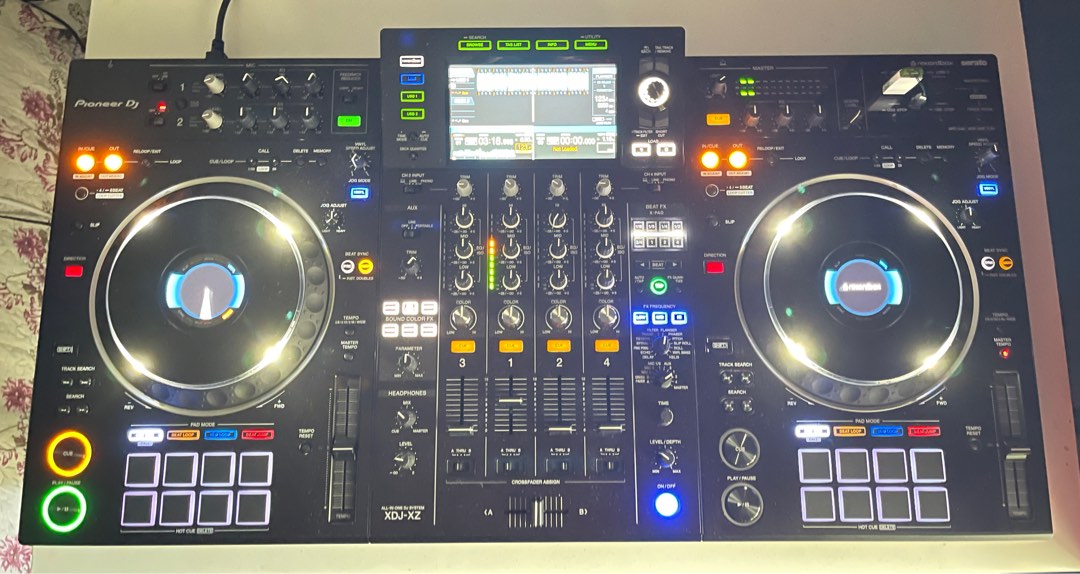 Pioneer DJ XDJXZ Used, 99 New (Excellent Condition), Audio, Other