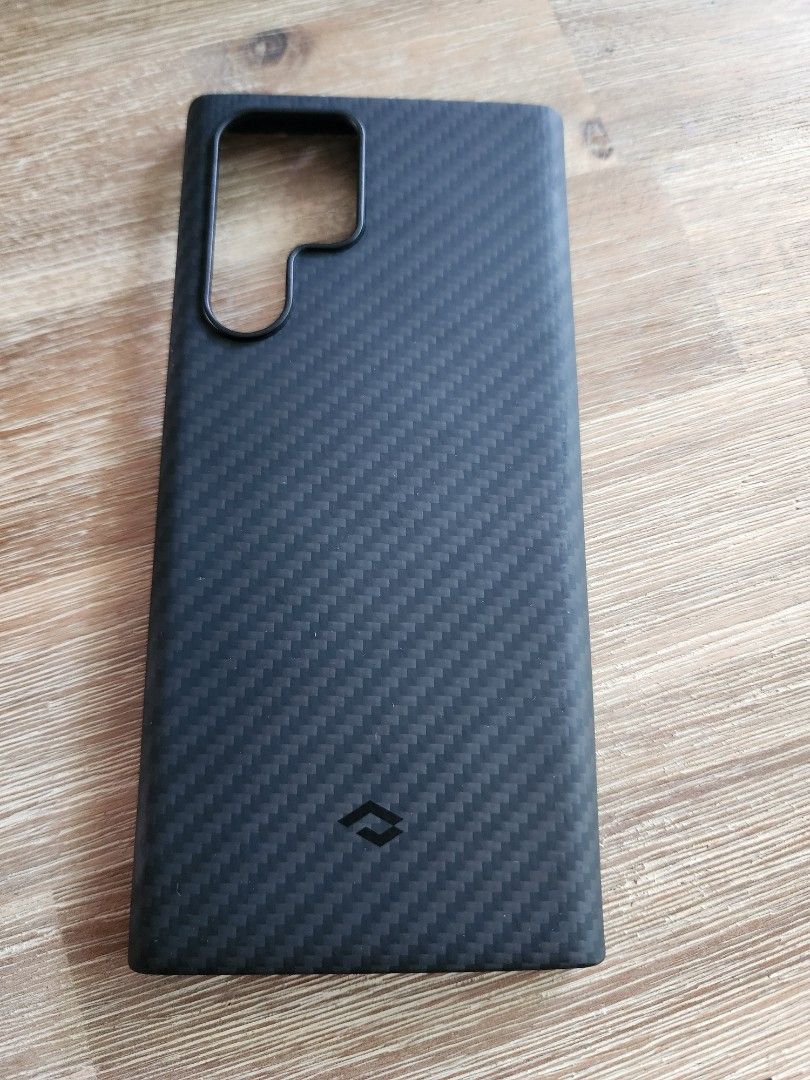 Pitaka carbon case S22 Ultra, Mobile Phones & Gadgets, Mobile & Gadget Accessories, Cases