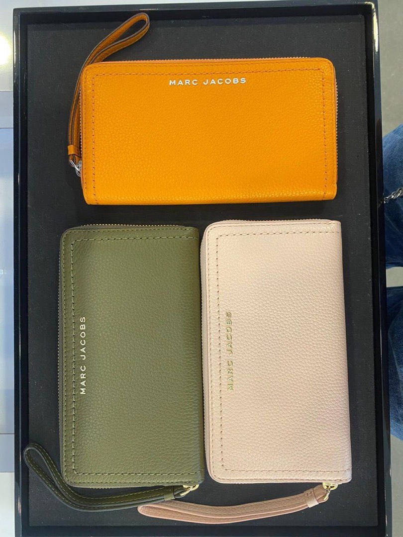 Marc jacobs deals long wallet