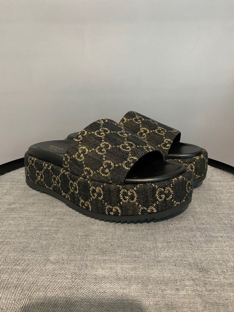 Gucci snake top print slides