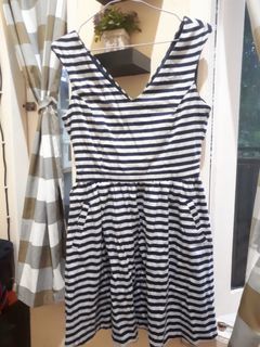 SALE! Zara basic stripe dress (navy)