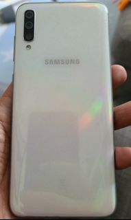 Samsung 'A70  $600
