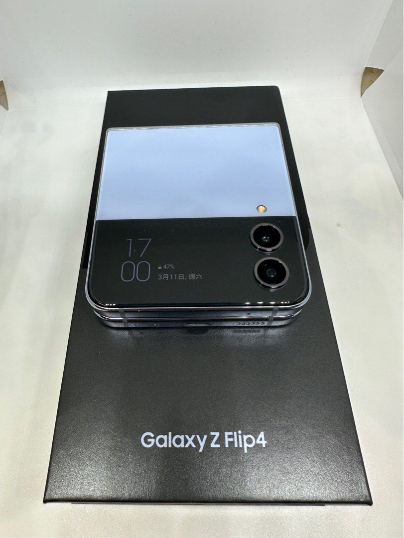 ☆SAMSUNG Galaxy Z Flip4 5G 海外韓国版 未開封未使用品 SM