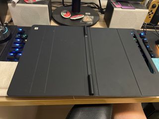 （分類：）位於 。 由 timothylok0417 提交（商品編號 1220094871，圖片 1）。簡介： 。