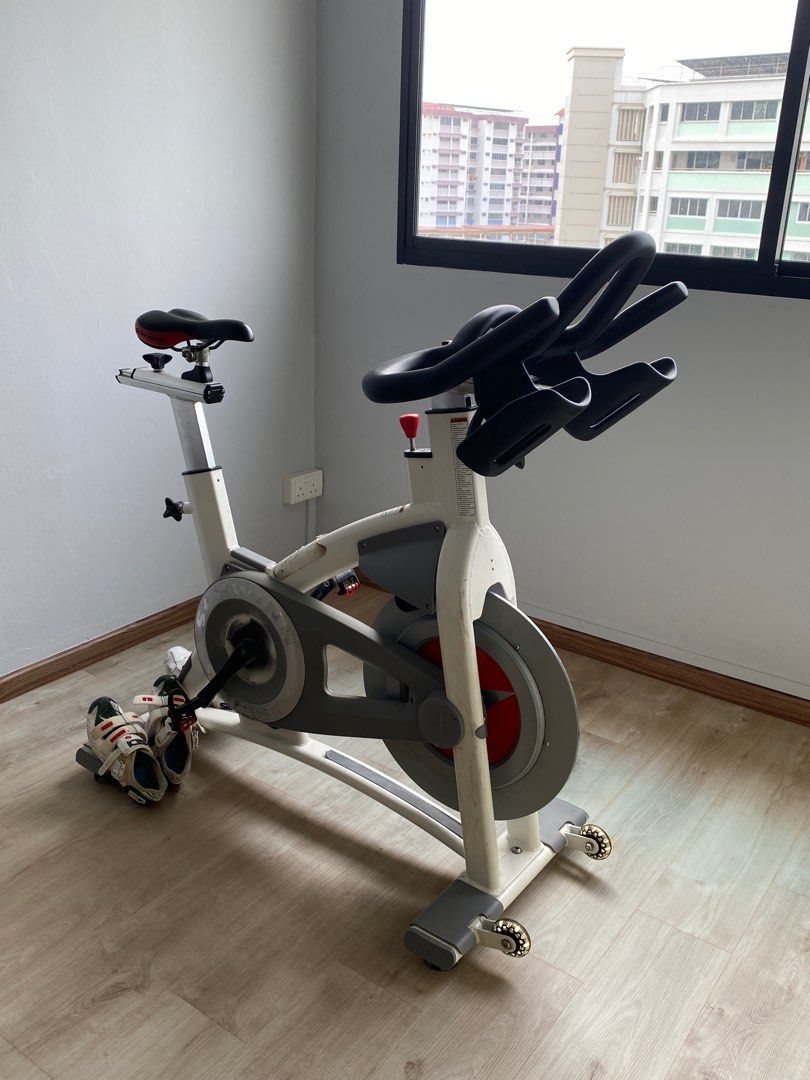 Schwinn Indoor Spin Bike Sports Equipment Exercise Fitness Cardio
