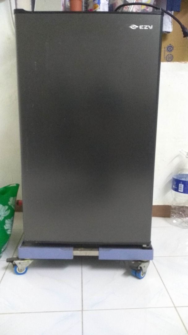 Second Hand Refrigerator, TV & Home Appliances, Kitchen Appliances