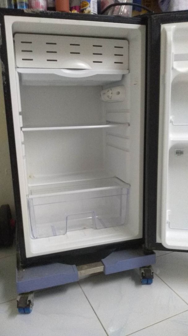 Second Hand Refrigerator, TV & Home Appliances, Kitchen Appliances