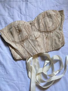 (Category: ) located in . Submitted by May.finds (Listing ID 1219998367, Image 1). Description: .