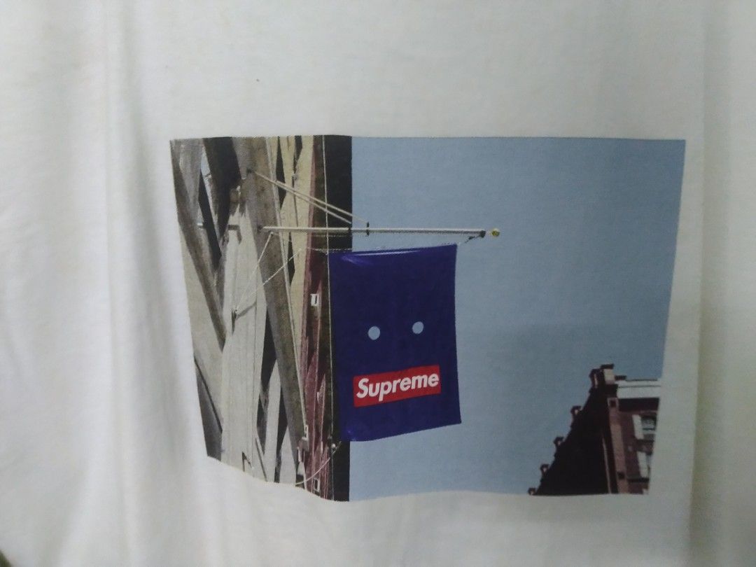 Supreme banner flag tee