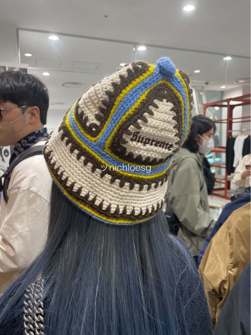 supreme クロシェニットハット 日本メーカー新品 - 帽子