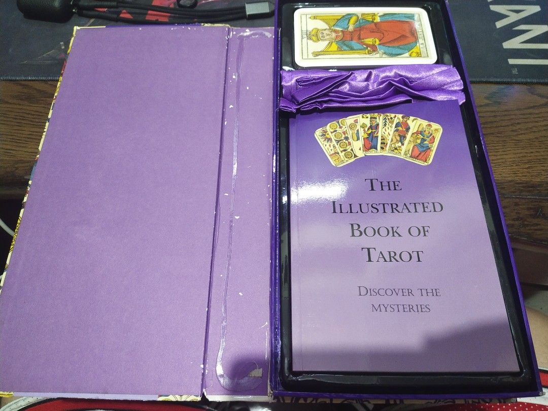 Tarot Cards and Book, Hobbies & Toys, Books & Magazines, Assessment